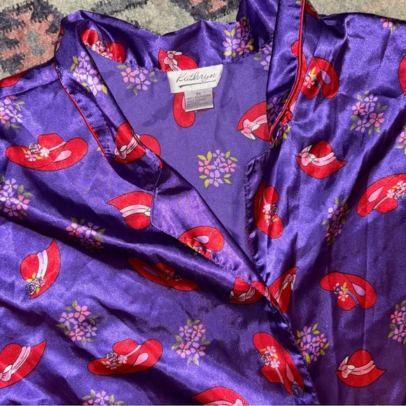 Kathryn 2 Piece Pajama Set Purple With Red Hats Size 2X Satin Shorts & SS Top - Picture 6 of 8